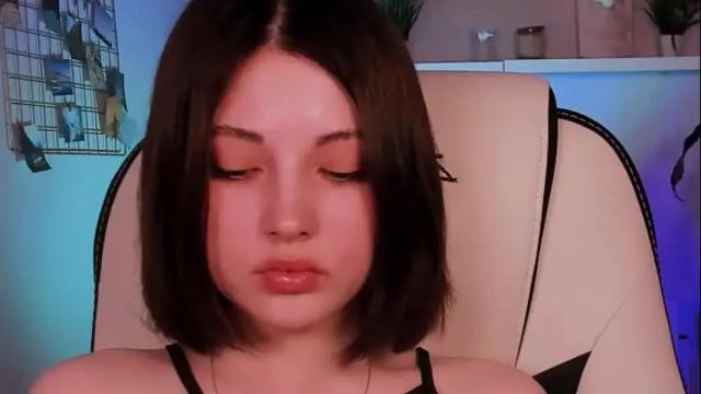 Thumbnail 3, kimmie_shine's Stream at Chaturbate, 1 month ago