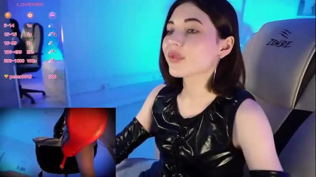 Image 2 of kimmie_shine Stream on Chaturbate on 1 month ago