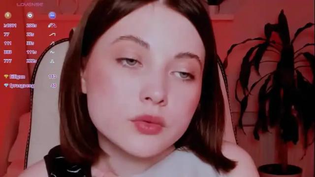 Image 10 of kimmie_shine Stream on Chaturbate on 1 month ago