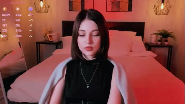 Image 10 of kimmie_shine Stream on Chaturbate on 22 days ago
