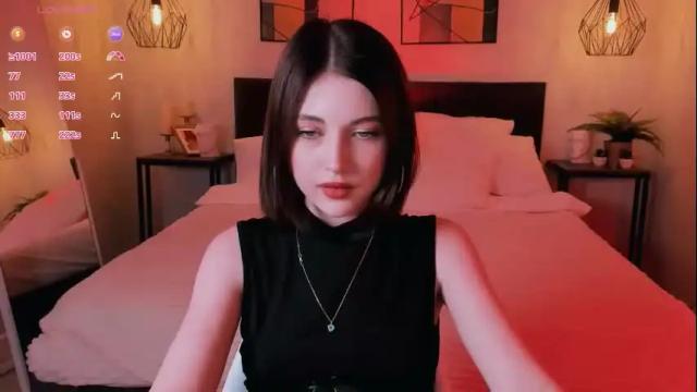Image 7 of kimmie_shine Stream on Chaturbate on 22 days ago