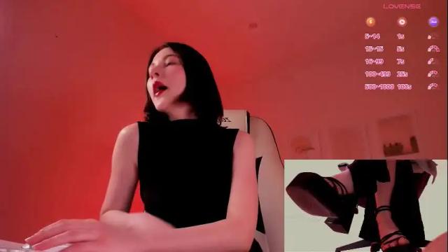 Image 2 of kimmie_shine Stream on Chaturbate on 21 days ago