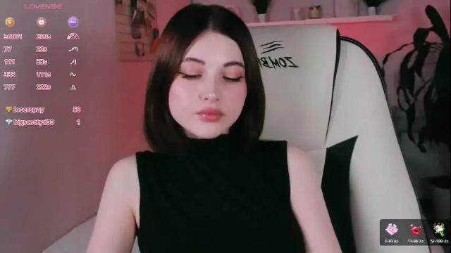 Image 8 of kimmie_shine Stream on Chaturbate on 2 days ago