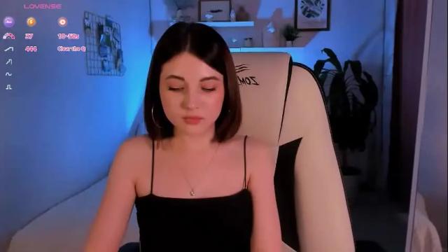 Thumbnail 1, kimmie_shine's Stream at Chaturbate, 10 hours ago