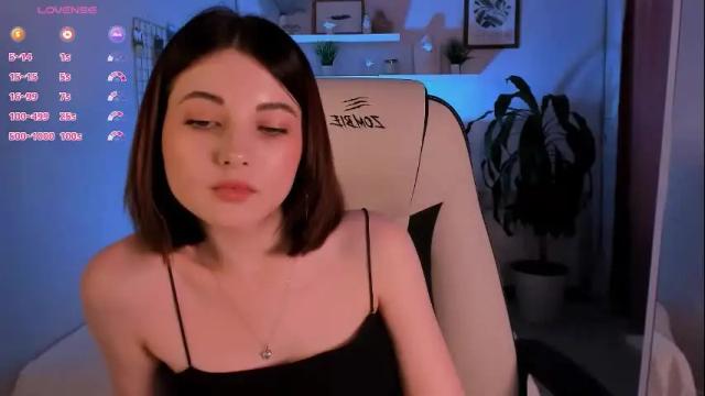 Image 2 of kimmie_shine Stream on Chaturbate on 1 day ago