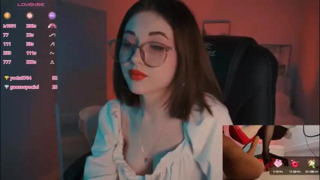 Image 8 of kimmie_shine Stream on Chaturbate on 2 months ago