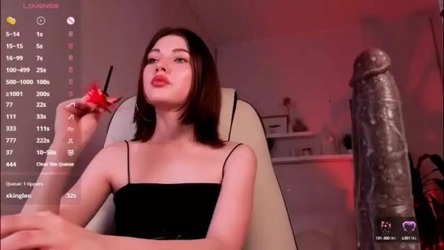 Thumbnail 1, kimmie_shine's Stream at Chaturbate, 1 month ago