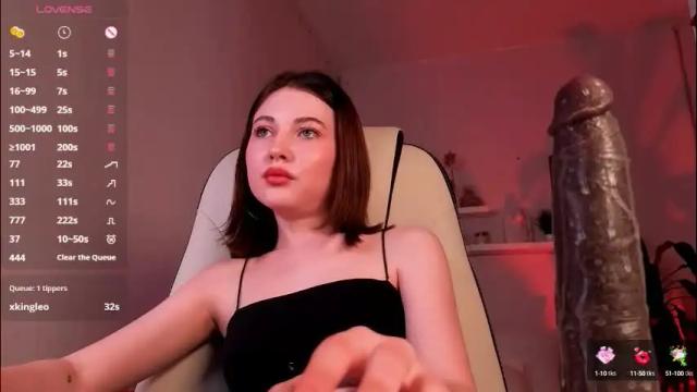 Image 6 of kimmie_shine Stream on Chaturbate on 1 month ago