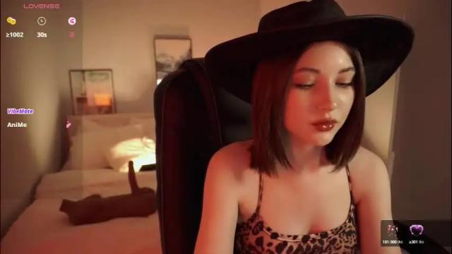 Image 8 of kimmie_shine Stream on Chaturbate on 1 month ago