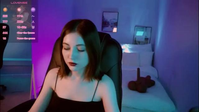 Image 10 of kimmie_shine Stream on Chaturbate on 1 month ago