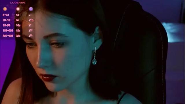 Image 11 of kimmie_shine Stream on Chaturbate on 1 month ago