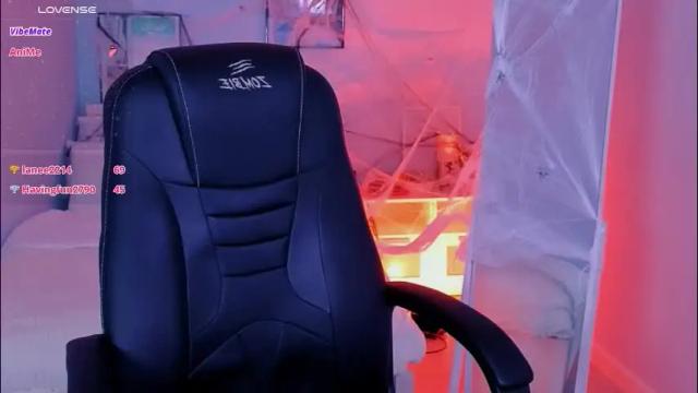 Image 3 of kimmie_shine Stream on Chaturbate on 6 days ago