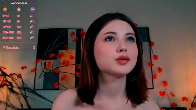 Image 11 of kimmie_shine Stream on Chaturbate on 19 hours ago