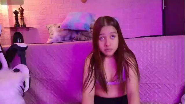 Image 12 of kimmy__99 Stream on Chaturbate on 6 months ago