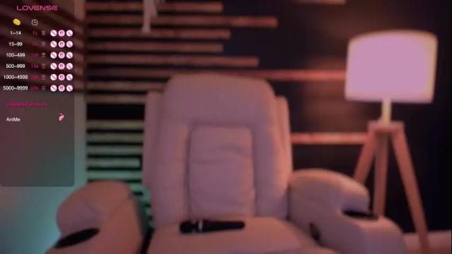 Image 12 of kimmy_chi Stream on Chaturbate on 16 days ago