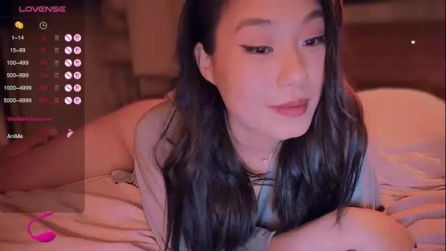 Image 4 of kimmy_chi Stream on Chaturbate on 8 days ago