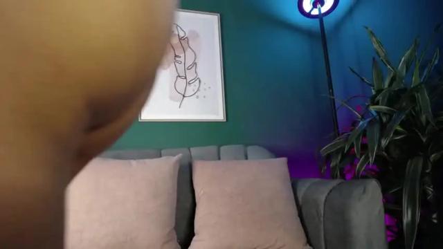 Image 3 of kimmy_xo Stream on Chaturbate on 18 months ago