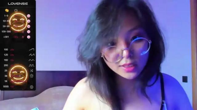 Image 10 of kimmythemayday Stream on Chaturbate on 19 months ago