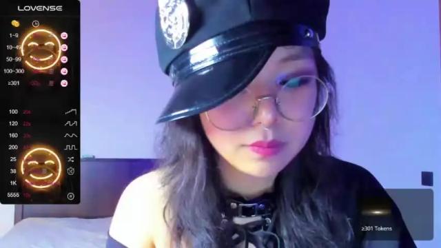 Image 10 of kimmythemayday Stream on Chaturbate on 19 months ago