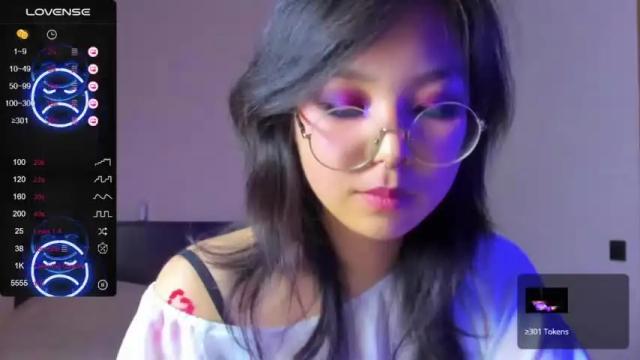 Image 11 of kimmythemayday Stream on Chaturbate on 18 months ago