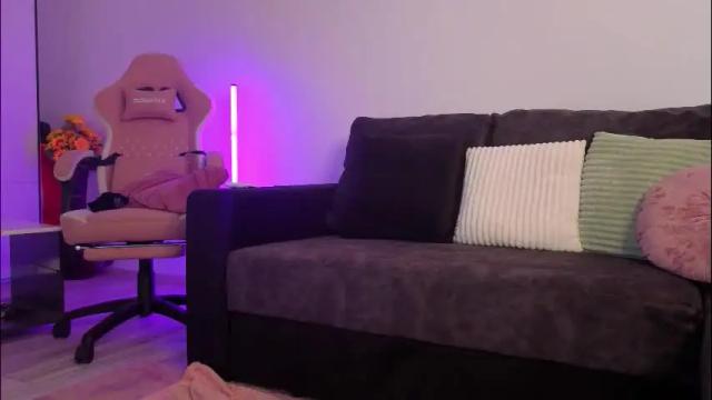 Image 10 of kimskye Stream on Chaturbate on 1 month ago