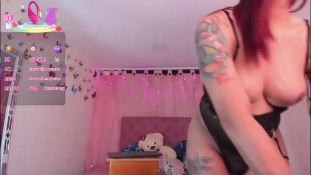Image 3 of kingberly_love Stream on Chaturbate on 2 months ago