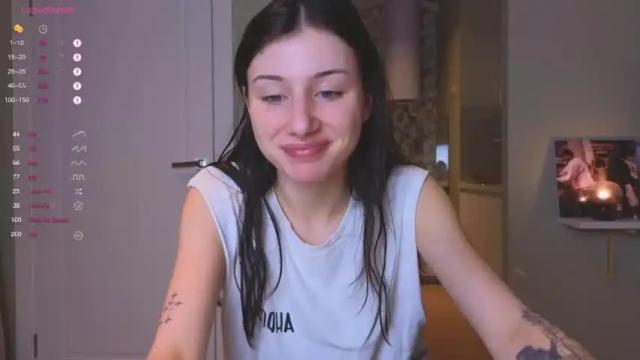 Thumbnail 2, kingkong_my_bf's Stream at Chaturbate, 12 months ago