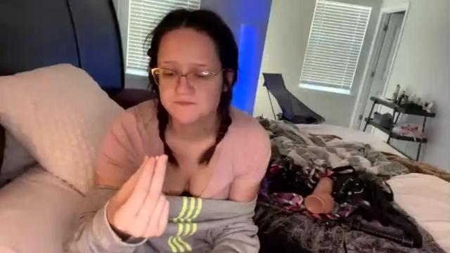 Image 12 of kinkbitch25 Stream on Chaturbate on 17 months ago