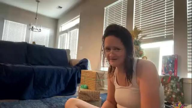 Image 12 of kinkbitch25 Stream on Chaturbate on 17 months ago