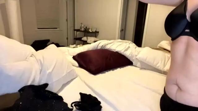 Image 6 of kinkbitch25 Stream on Chaturbate on 17 months ago