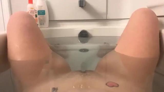 Image 4 of kinkbitch25 Stream on Chaturbate on 16 months ago