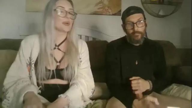 Image 10 of kinky__cream Stream on Chaturbate on 25 days ago