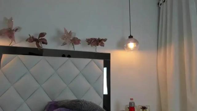 Image 11 of kinky__tiffany Stream on Chaturbate on 16 months ago