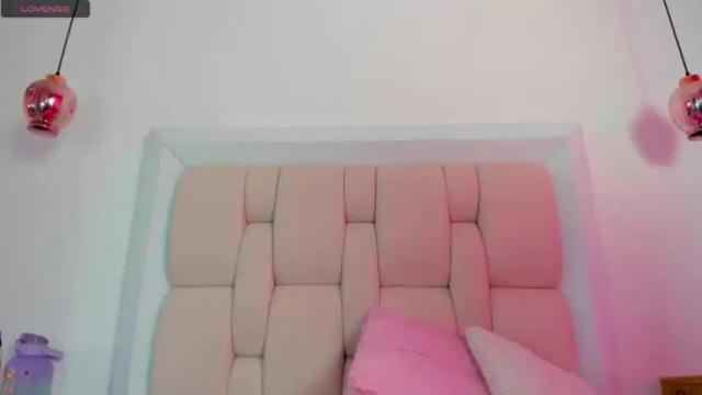 Thumbnail 2, kinky_valeria's Stream at Chaturbate, 20 months ago
