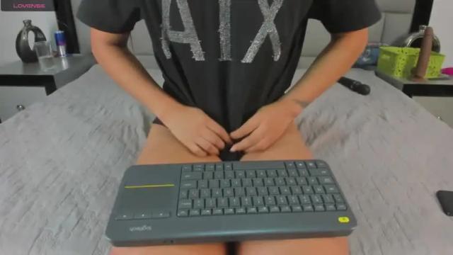 Image 4 of kinky_valeria Stream on Chaturbate on 24 months ago