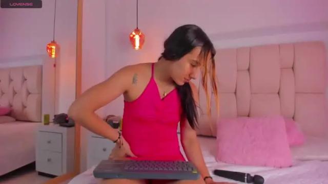 Image 7 of kinky_valeria Stream on Chaturbate on 24 months ago