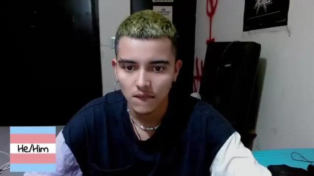 Image 6 of kinkybabies_ Stream on Chaturbate on 17 months ago