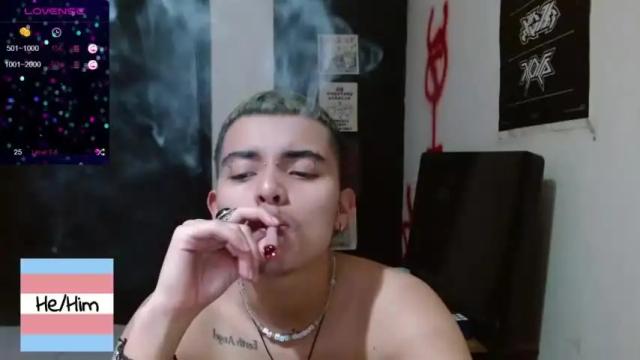 Image 12 of kinkybabies_ Stream on Chaturbate on 17 months ago