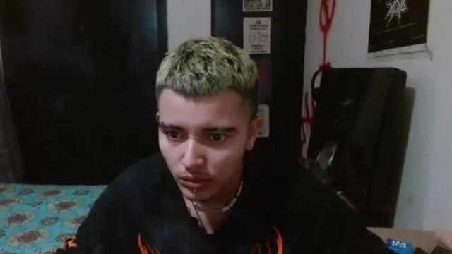Image 6 of kinkybabies_ Stream on Chaturbate on 16 months ago
