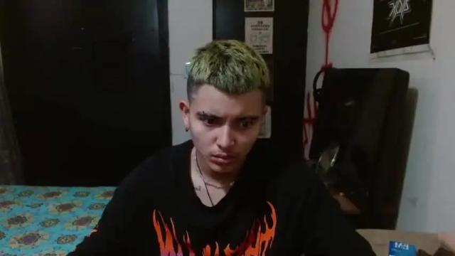 Image 8 of kinkybabies_ Stream on Chaturbate on 16 months ago