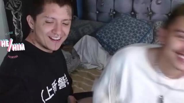 Image 3 of kinkybabies_ Stream on Chaturbate on 16 months ago