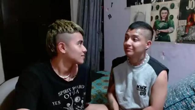 Image 2 of kinkybabies_ Stream on Chaturbate on 16 months ago