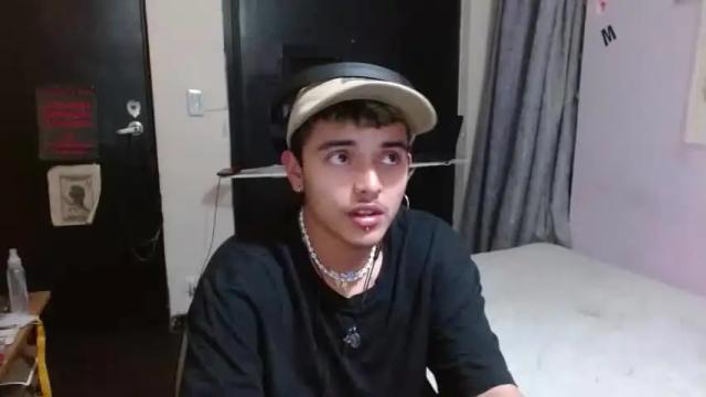 Image 10 of kinkybabies_ Stream on Chaturbate on 14 months ago