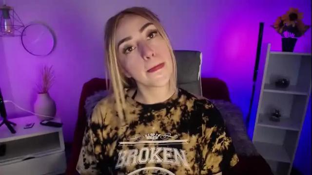 Thumbnail 2, kinkydoll_'s Stream at Chaturbate, 5 months ago