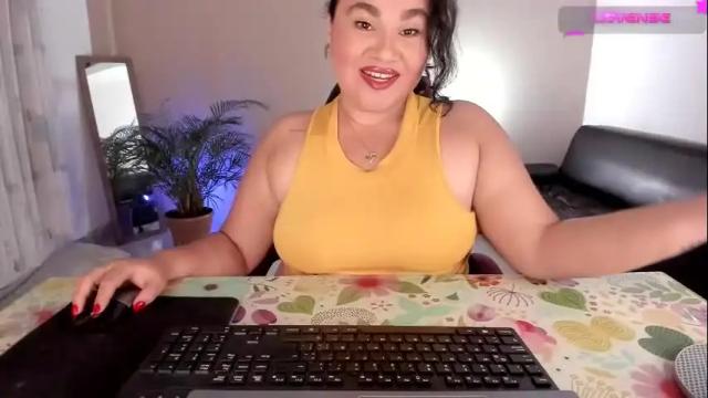Thumbnail 3, kinkyelise's Stream at Chaturbate, 9 hours ago