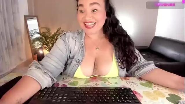 Image 7 of kinkyelise Stream on Chaturbate on 1 month ago