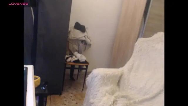 Image 4 of kinkyerikat Stream on Chaturbate on 2 months ago
