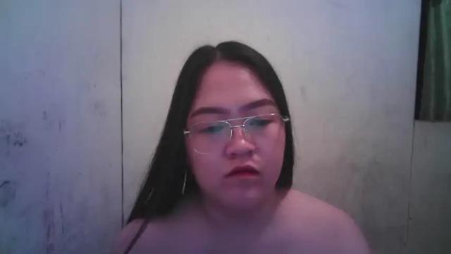 Image 2 of kinkyhotcumm Stream on Chaturbate on 15 months ago