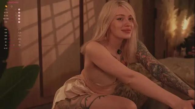 Image 2 of kinkylina_ Stream on Chaturbate on 1 month ago