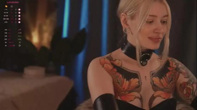Image 11 of kinkylina_ Stream on Chaturbate on 1 month ago